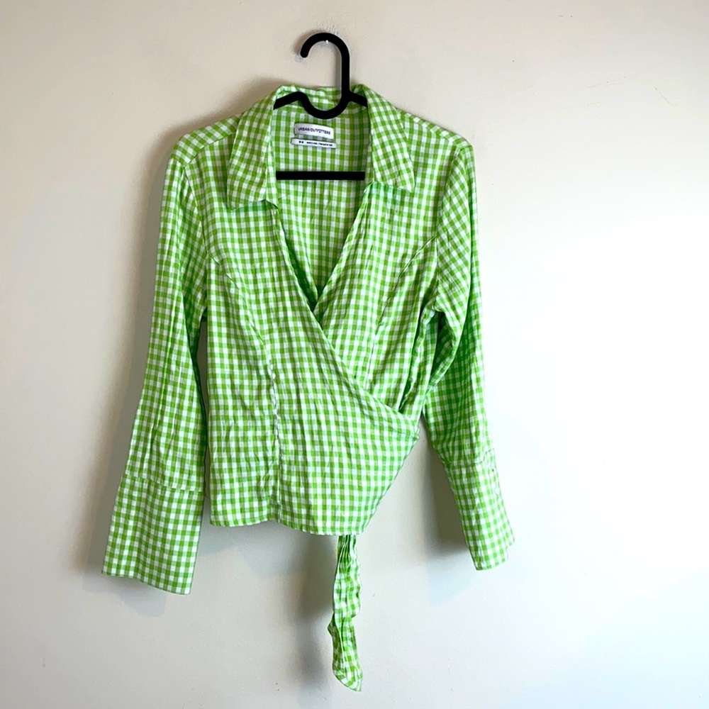 URBAN OUTFITTERS Gingham Plaid Print Lightweight Wrap Top Blouse Spring/ Retro - Picture 2 of 7